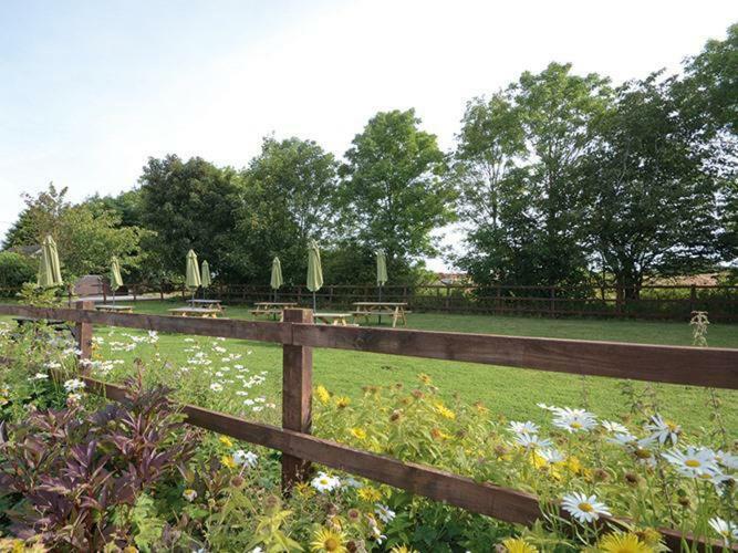Tomahawk Steakhouse Ponteland Hotell Exteriör bild